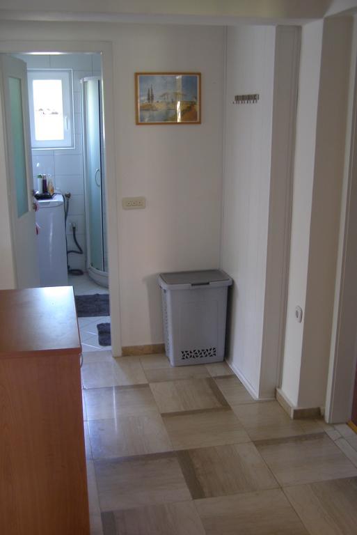 Apartment Vallelunga Pula Kamer foto